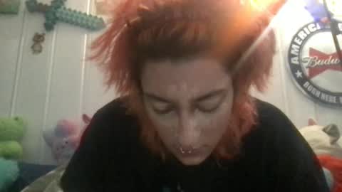 boywithbug online show from January 27, 8:28 pm