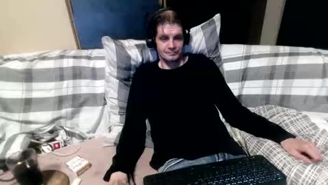 Snapshot of bponie1 chatting on November 7, 11:38 pm bponie1 online show from November 7, 11:38 pm