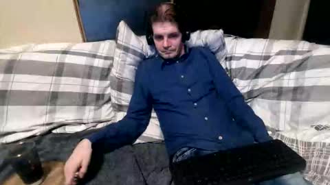 Snapshot of bponie1 chatting on November 22, 1:37 am bponie1 online show from November 22, 1:37 am