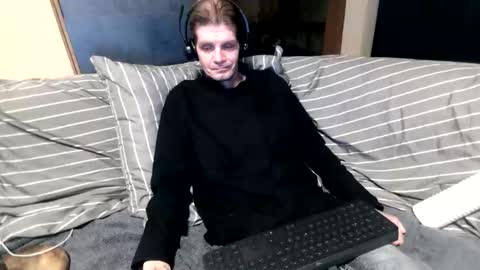 bponie1 online show from November 29, 1:41 am