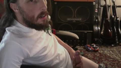 Snapshot of brad1989musiclife chatting on March 2, 10:05 pm GuitarBrad1989 online show from March 2, 10:05 pm