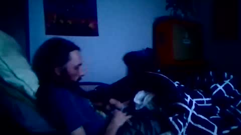 GuitarBrad1989 online show from April 16, 3:40 am