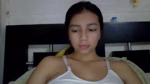 brad_and_emma293215 online show from October 14, 7:14 pm