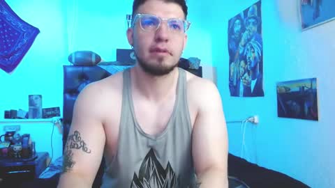 Snapshot of brad_hot_boy chatting on November 8, 2:28 pm brad hot boy online show from November 8, 2:28 pm