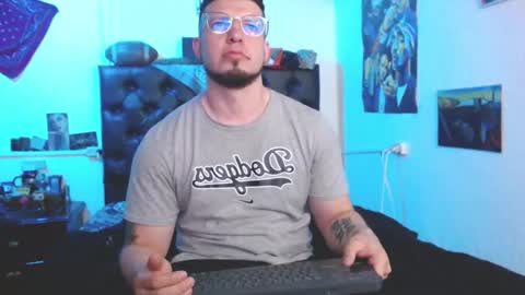 brad hot boy online show from March 25, 5:41 pm