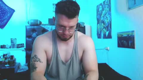 brad hot boy online show from April 22, 4:19 pm