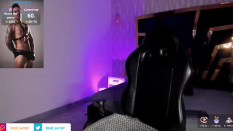 Snapshot of brad_summer chatting on December 1, 5:29 pm brad summer online show from December 1, 5:29 pm