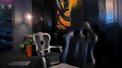 Snapshot of brad_summer chatting on December 14, 3:39 pm brad summer online show from December 14, 3:39 pm