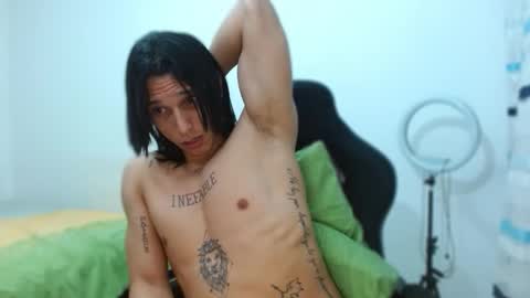 Snapshot of brad_wesley__ chatting on September 18, 4:36 am Brad online show from September 18, 4:36 am