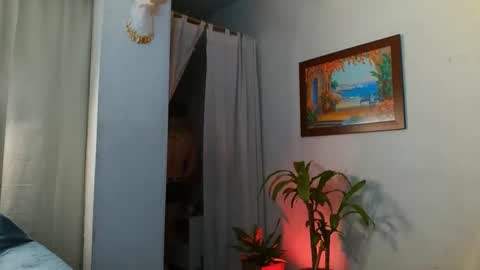 Snapshot of bradley_martinez chatting on February 20, 12:18 am Bradley Martinez online show from February 20, 12:18 am