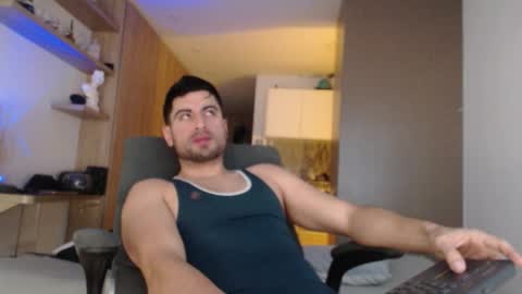 Snapshot of bradley_muscle chatting on October 31, 2:18 pm Bradley online show from October 31, 2:18 pm