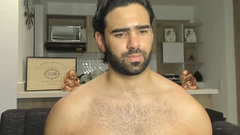 bradleymartin7 online show from January 4, 11:17 pm