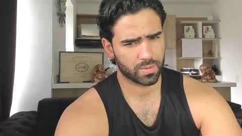 bradleymartin7 online show from January 5, 7:39 pm