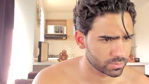 bradleymartin7 online show from January 15, 9:51 pm