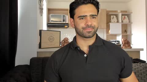 bradleymartin7 online show from January 25, 8:42 pm