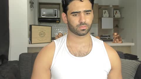 bradleymartin7 online show from January 27, 3:15 am