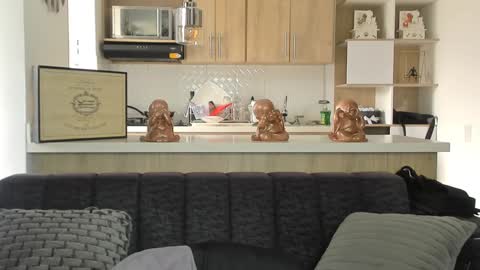 bradleymartin7 online show from February 8, 7:05 pm