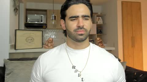 bradleymartin7 online show from September 11, 1:28 am