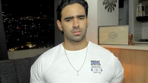 Snapshot of bradleymartin7 chatting on December 4, 11:35 pm bradleymartin7 online show from December 4, 11:35 pm