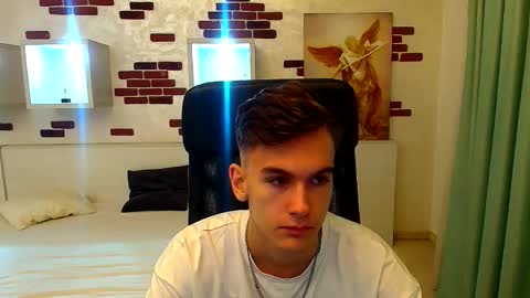 Snapshot of bradyflint chatting on October 19, 4:46 am BradyFlint online show from October 19, 4:46 am