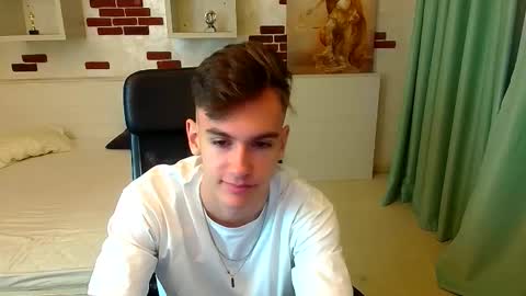 Snapshot of bradyflint chatting on November 7, 5:07 am BradyFlint online show from November 7, 5:07 am