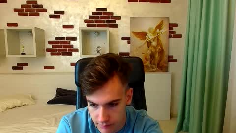 Snapshot of bradyflint chatting on November 10, 5:28 am BradyFlint online show from November 10, 5:28 am