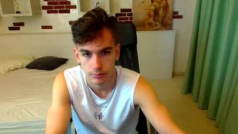 Snapshot of bradyflint chatting on November 15, 6:33 am BradyFlint online show from November 15, 6:33 am