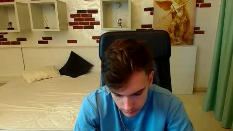 Snapshot of bradyflint chatting on November 17, 5:46 am BradyFlint online show from November 17, 5:46 am