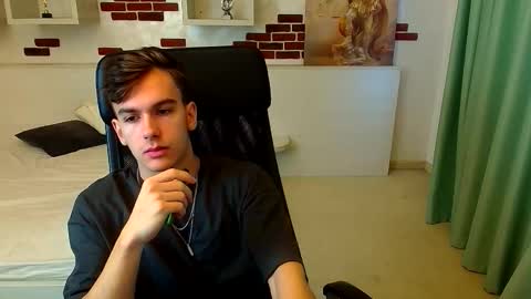 Snapshot of bradyflint chatting on November 22, 5:50 am BradyFlint online show from November 22, 5:50 am