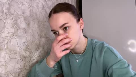 Kate online show from March 17, 8:06 am