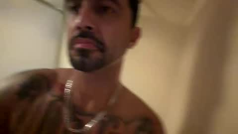 Snapshot of brandonayefoo chatting on February 10, 9:24 am brandonayefoo online show from February 10, 9:24 am