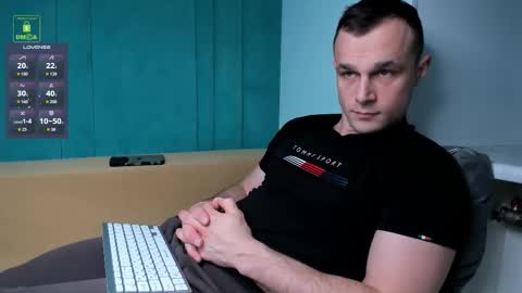 Snapshot of brandonnorriss chatting on December 14, 2:22 pm BRANDON online show from December 14, 2:22 pm