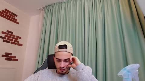 Snapshot of brandontatex chatting on December 12, 2:55 pm BrandonTateX online show from December 12, 2:55 pm