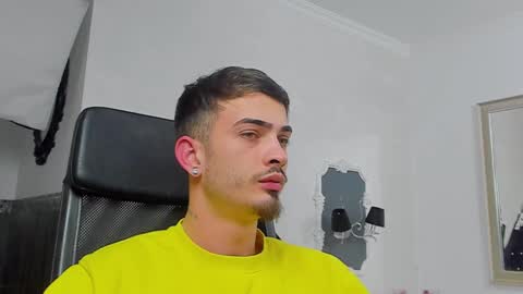 Snapshot of brandontatex chatting on February 18, 3:21 pm BrandonTateX online show from February 18, 3:21 pm