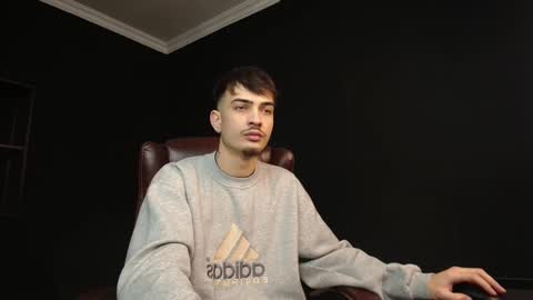 Snapshot of brandontatex chatting on February 25, 1:17 pm BrandonTateX online show from February 25, 1:17 pm