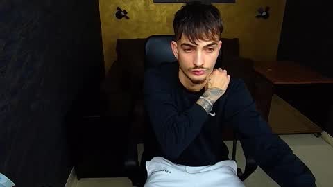 Snapshot of brandontatex chatting on February 26, 4:03 pm BrandonTateX online show from February 26, 4:03 pm