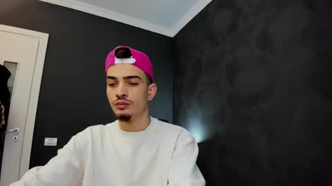 Snapshot of brandontatex chatting on March 4, 12:22 pm BrandonTateX online show from March 4, 12:22 pm