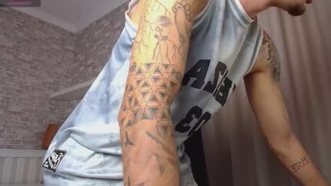 Snapshot of brandontatex chatting on September 23, 10:29 am BrandonTateX online show from September 23, 10:29 am