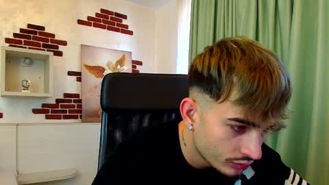 Snapshot of brandontatex chatting on October 10, 10:47 am BrandonTateX online show from October 10, 10:47 am