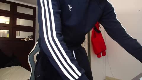 Snapshot of brandontatex chatting on November 23, 12:27 pm BrandonTateX online show from November 23, 12:27 pm