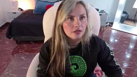 BRANDY  online show from January 16, 4:16 am