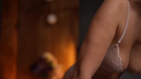 Snapshot of brandywhite chatting on February 27, 5:02 am Alex online show from February 27, 5:02 am