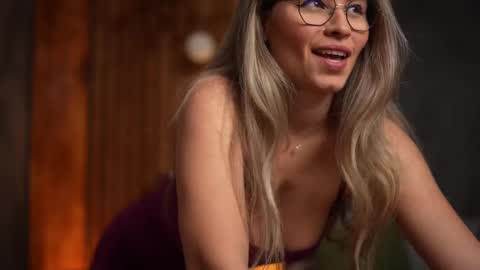 Snapshot of brandywhite chatting on March 2, 4:17 am Alex online show from March 2, 4:17 am