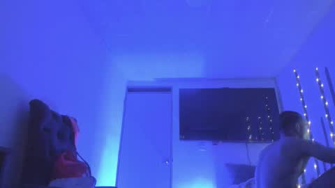 Snapshot of branfonhot chatting on October 29, 10:22 pm Instagram twitter BRAN LOPEZ online show from October 29, 10:22 pm