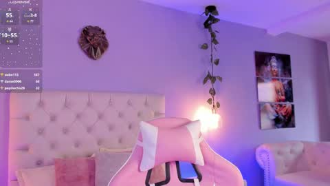   online show from February 18, 12:49 pm