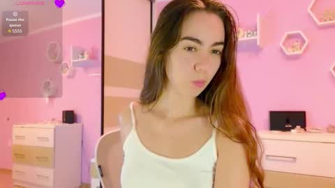 Annie online show from November 9, 6:06 pm