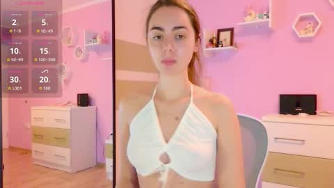 Annie online show from November 11, 6:52 pm