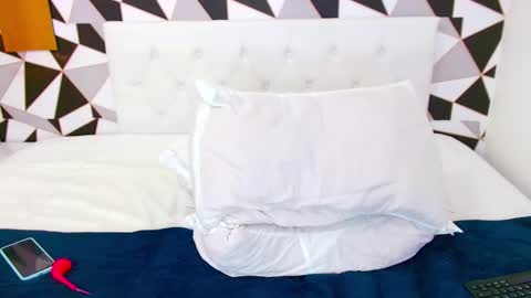 Snapshot of braziliangirl191 chatting on December 28, 2:33 am Alice online show from December 28, 2:33 am