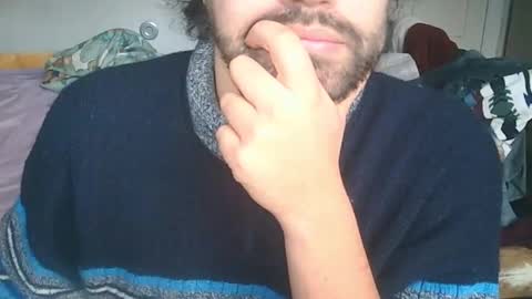 Snapshot of bread89_ chatting on December 12, 11:40 am Bread89 online show from December 12, 11:40 am