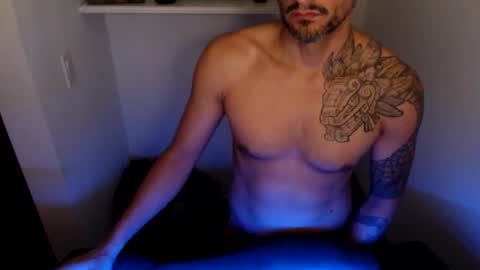 break_dusk online show from December 21, 3:35 am